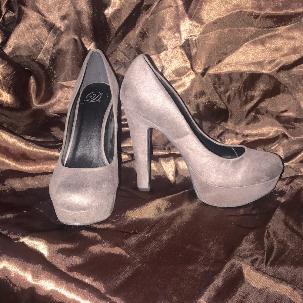 Charcoal Gray Platform Pump Heels